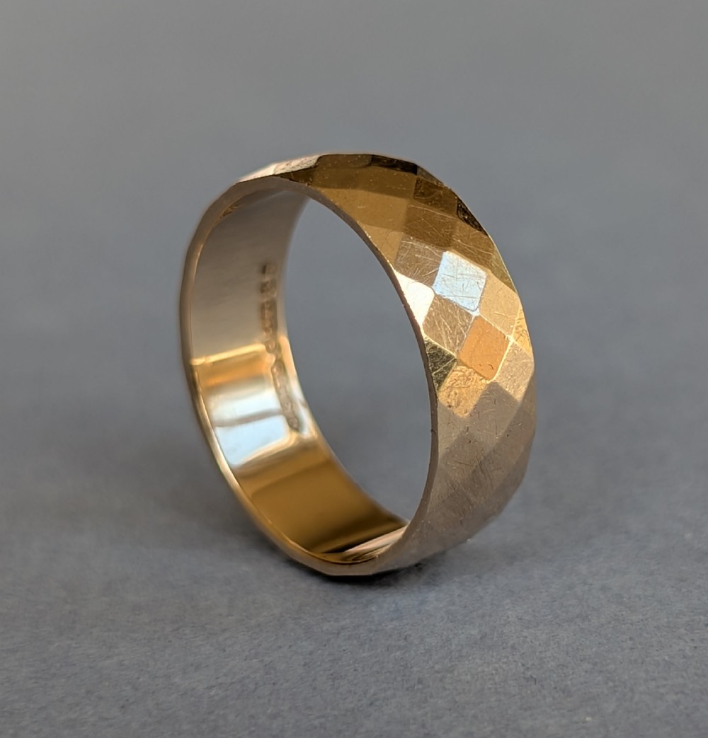 Vintage 9ct Gold wedding band ring c1968