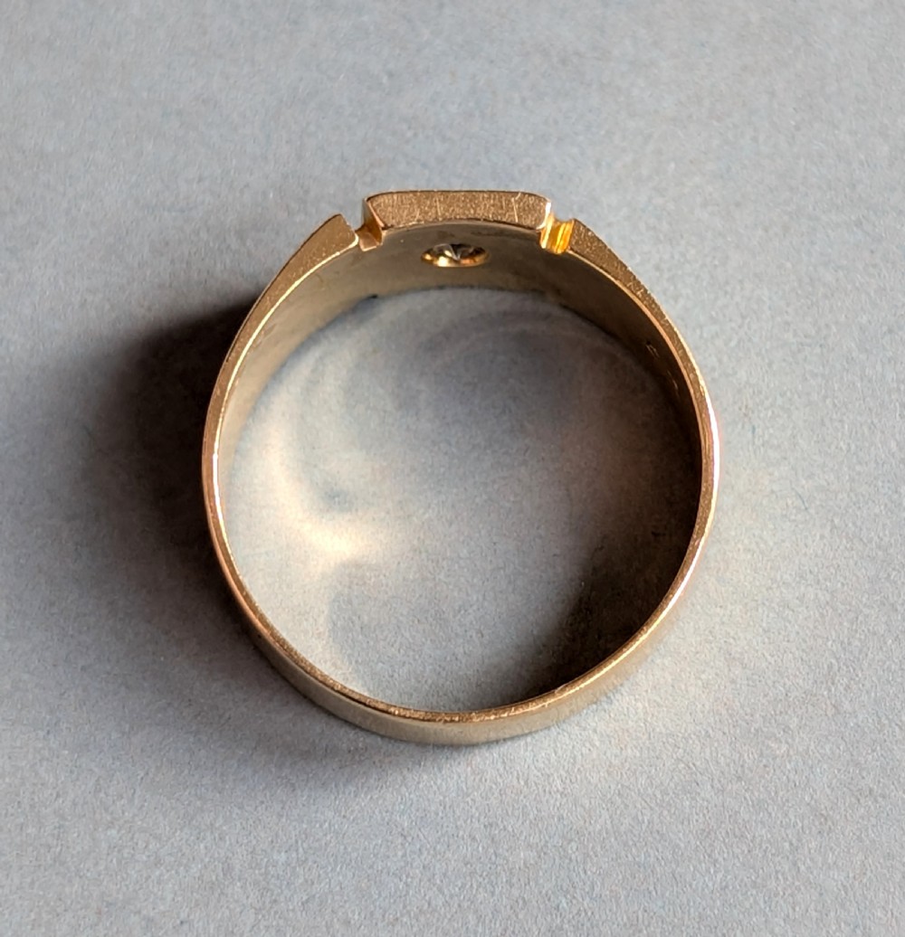 Antique 18ct Gold Diamond Signet Ring c1931 View VII