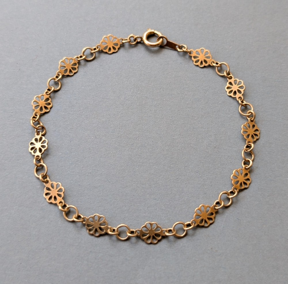 Vintage Solid 9ct Gold fancy link bracelet