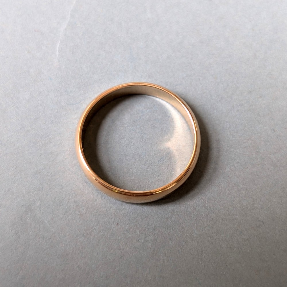 Antique 22ct Gold Wedding Band c1916 View III