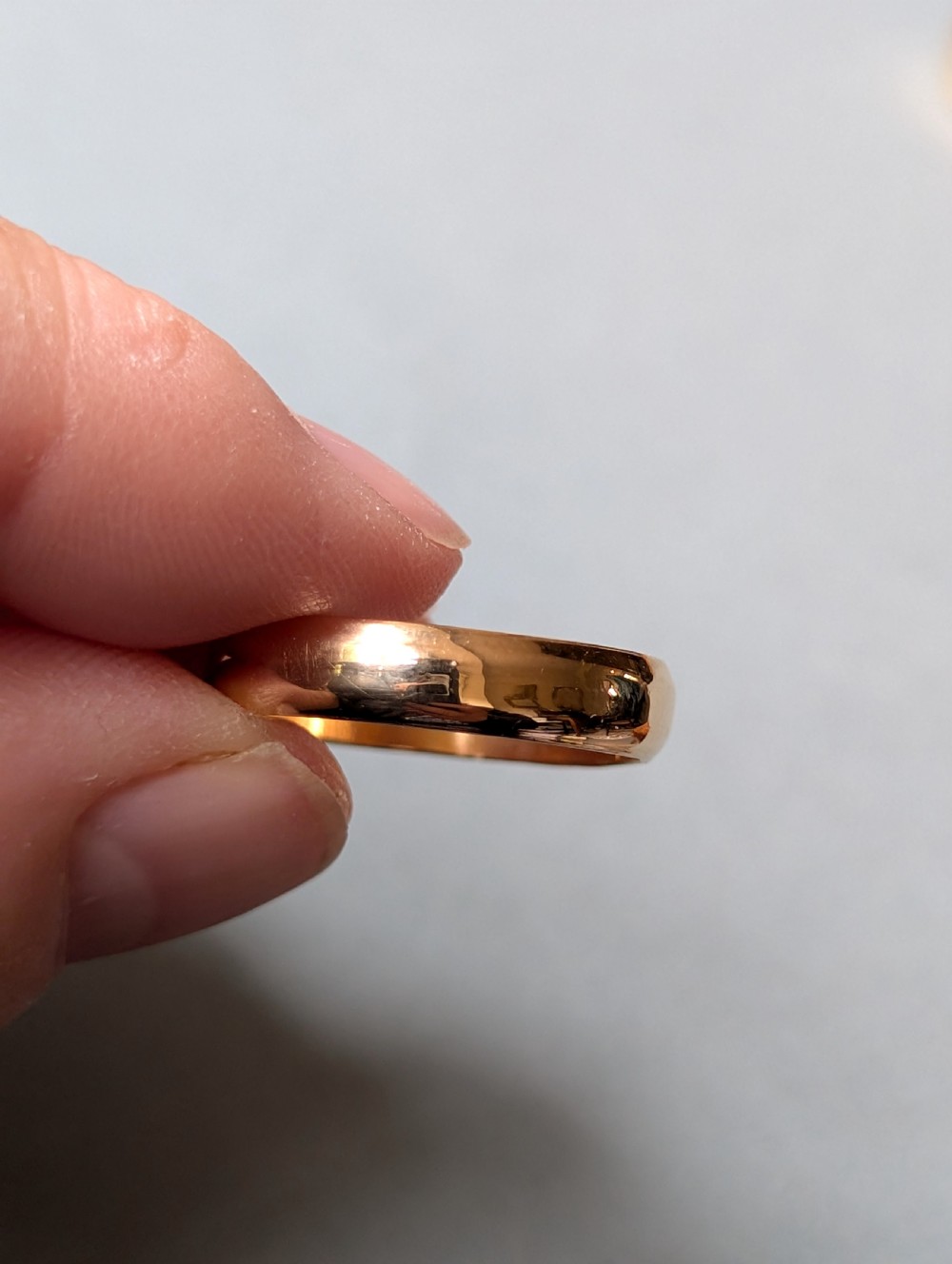 Antique 22ct Gold Wedding Band c1916 View IV
