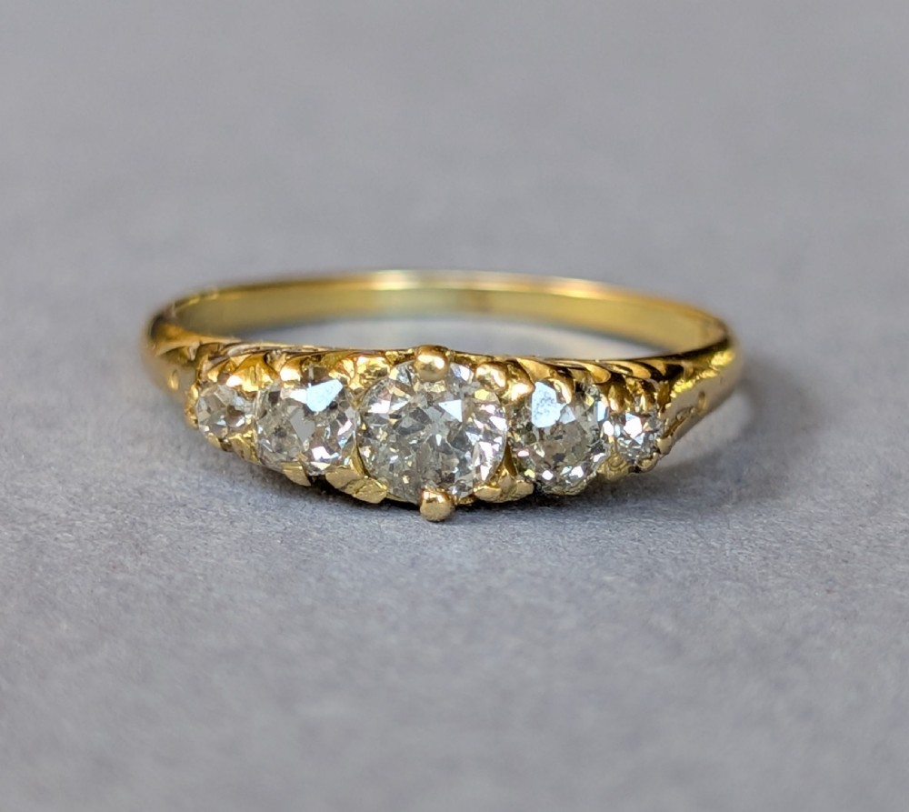 Antique 18ct Gold Diamond Ring