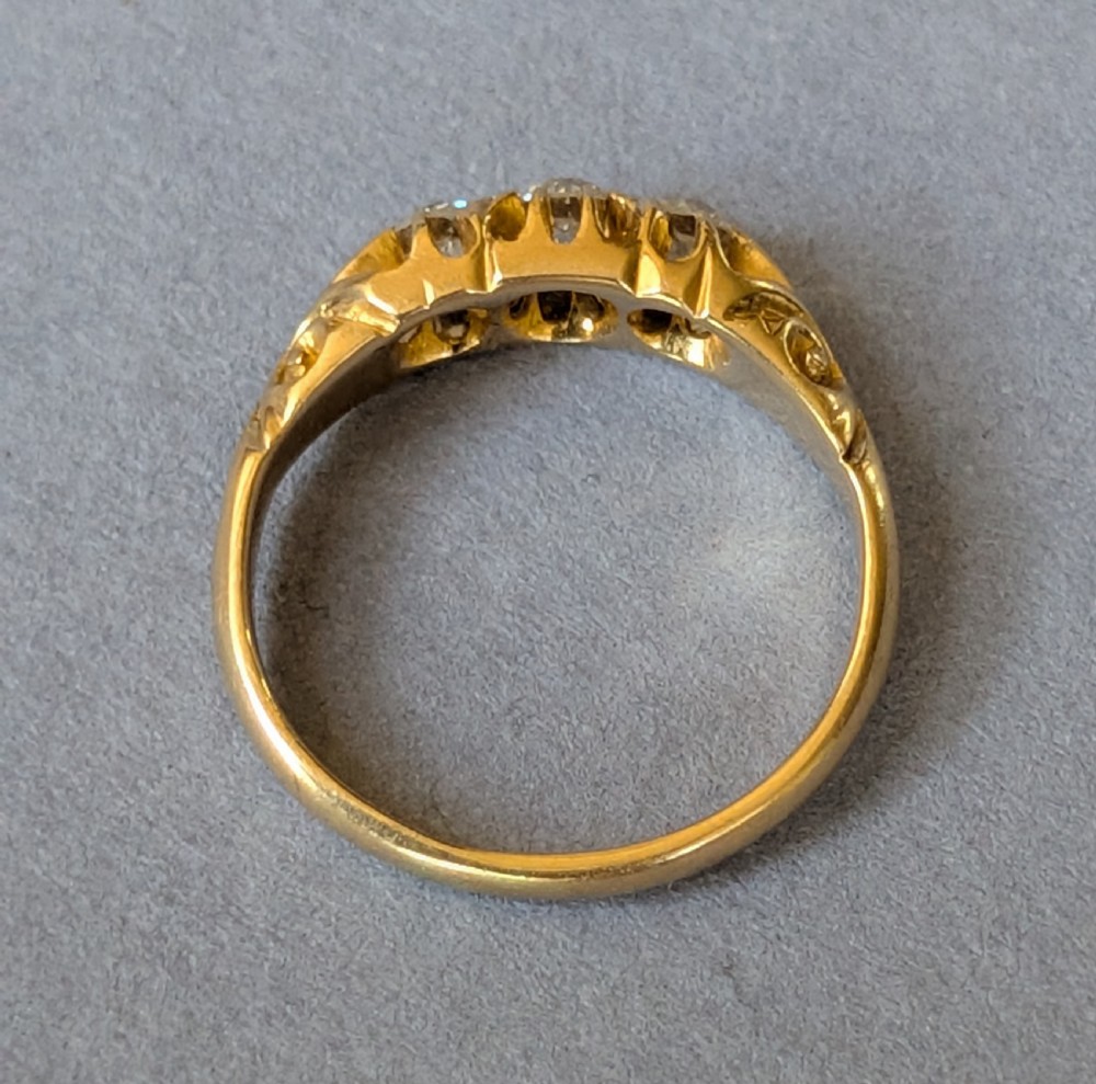 Edwardian 18ct gold old cut diamond gypsy ring View IV