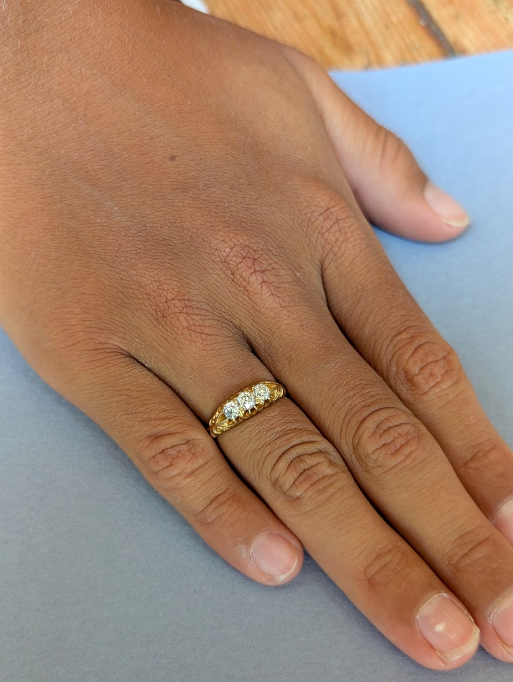 Edwardian 18ct gold old cut diamond gypsy ring View IX