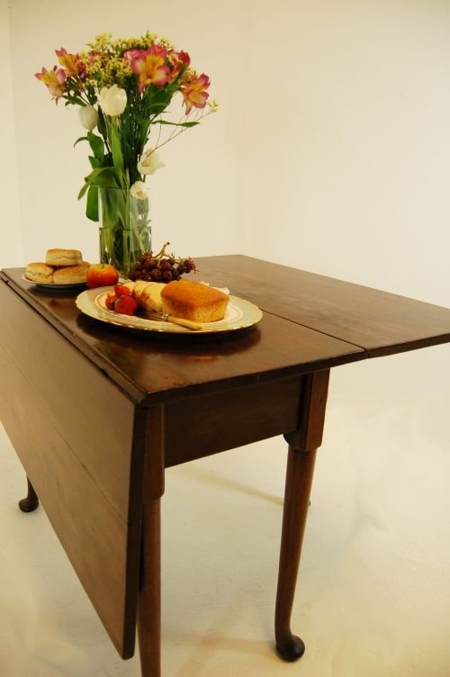 fig 1. Pembroke Table Drop Leaf Dining Mahogany Folding c1750