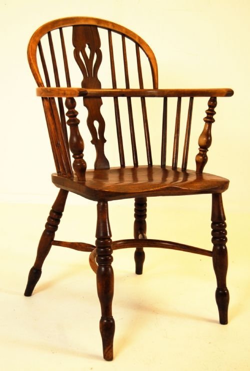 Windsor Country Yew Elm Crinoline Stretcher Stick Chair