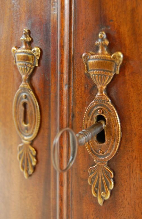 fig 2. Fine Bow Corner Cupboard Cabinet Antique Georgian c1780