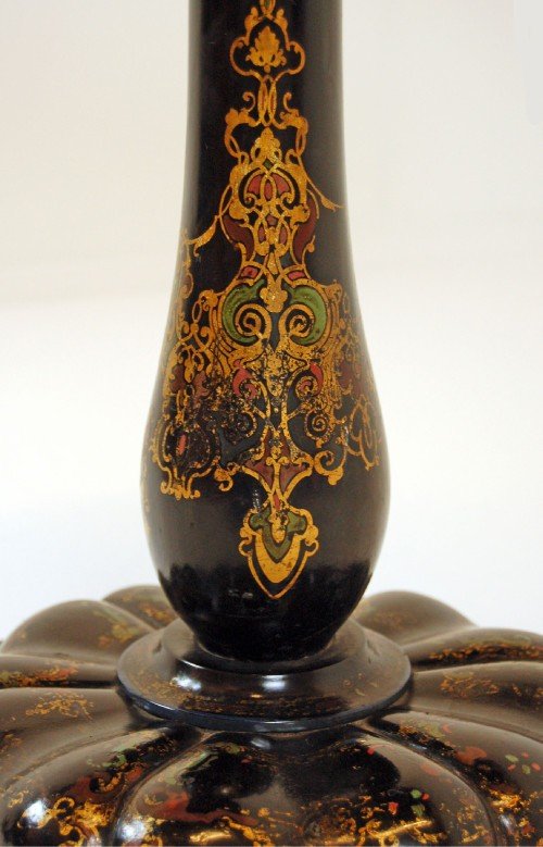 fig 2. 	 Table Side Tea Antique Small Occasional Mother of Pearl