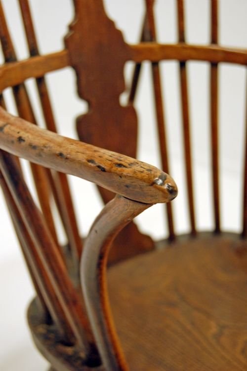 fig 1. Early Windsor Comb-back Country Elm Stick Chair c1780