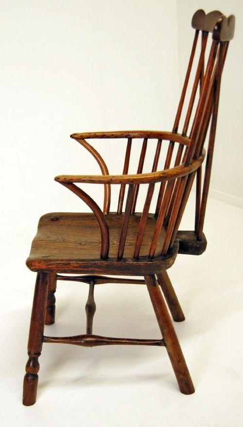 fig 2. Early Windsor Comb-back Country Elm Stick Chair c1780