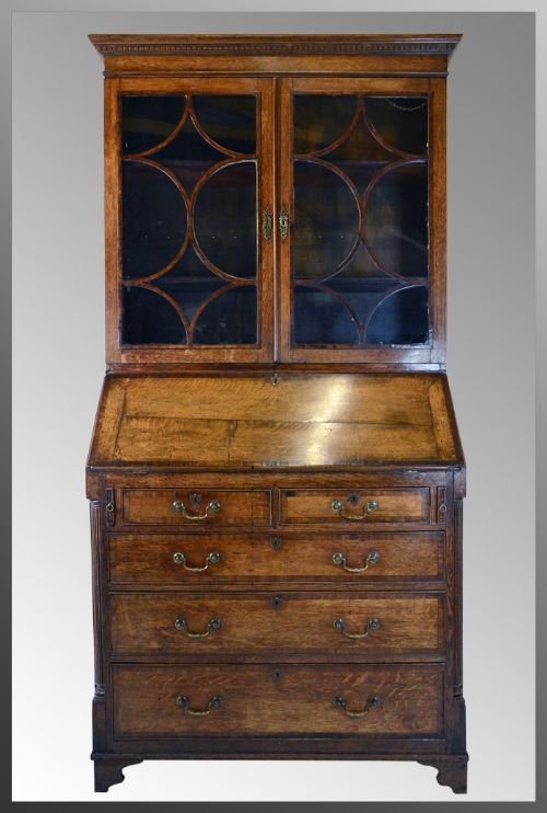 Fine Large Oak Bureau Bookcase Antique Georgian C1750
english George Ll with Superbly Fitted Quality Interior