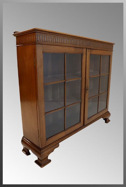 Victorian Walnut Antique Bookcase Library Cabinet
glazed Doors Adjustable Shelving Display Cupboard