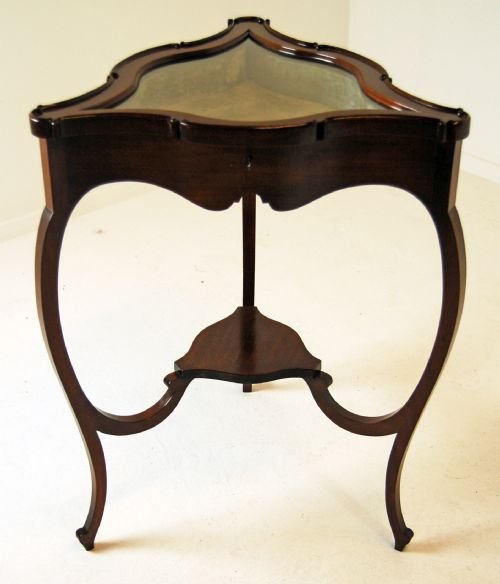 fig 1. Bijouterie Serpentine Display Case Cabinet Antique