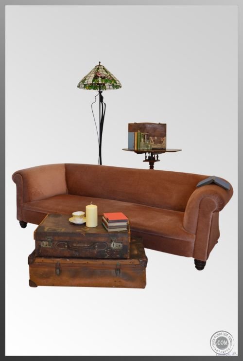 Sofa 3 or 4 Seater Antique Victorian Couch Settee
large Low-back Triple Leg Chesterfield Style Original
