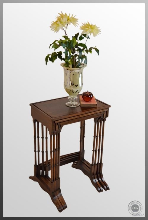 Quartetto Nest Set of Four Mahogany Tables Antique 1900