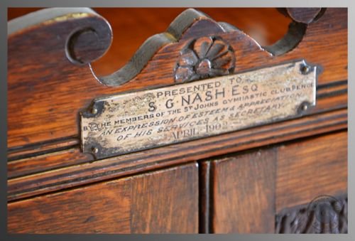 fig 2. Antique Edwardian Small Oak Display Specimen Smokers Pipe Cabinet c1902