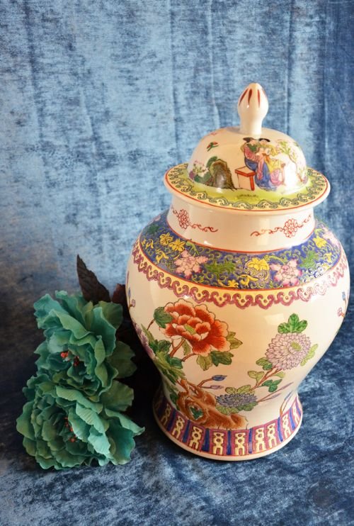 Antique Chinese Porcelain China Vase Urn Oriental Famille Rose Jar C1900