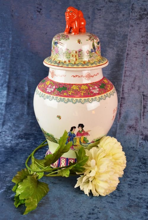 Antique Chinese Porcelain China Vase Urn Oriental Famille Rose Jar C1900
