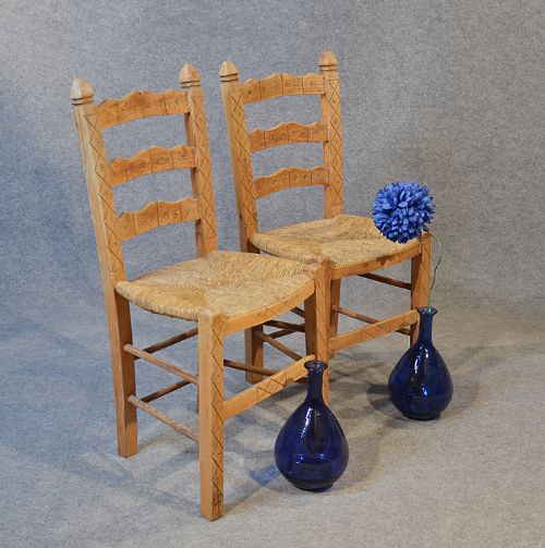 Antique Pair Quality Victorian Pine Kitchen Dining Country Chairs C1890
