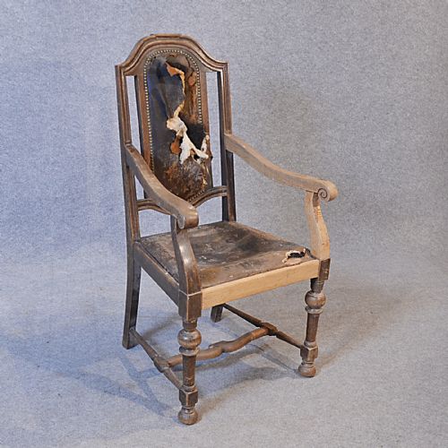 fig 2. Antique Armchair English Oak & Leather Carver Quality Large Chair c1850
