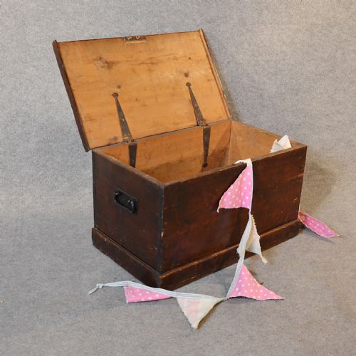 Antique Blanket Box Coffee Table Chest Shipping Trunk English Victorian C1870