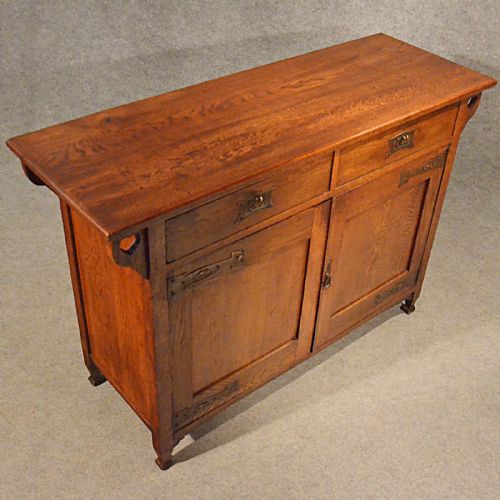 fig 3. Original Arts and Crafts Cabinet Cupboard Antique Dresser Sideboard in Oak c1900