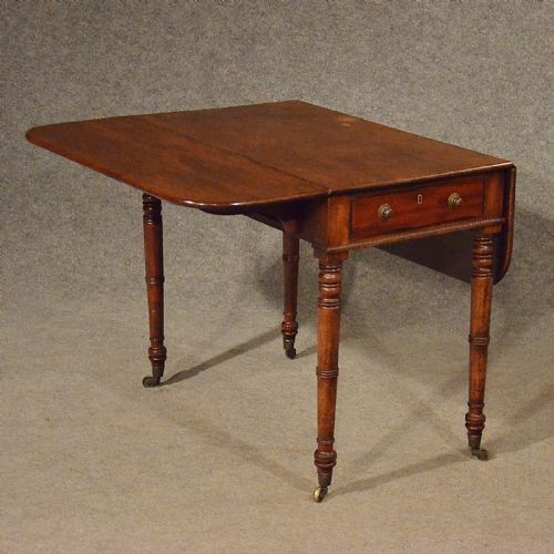 fig 3. Antique Table Pembroke Drop Leaf Lamp Dining Display Fine English Regency c1830