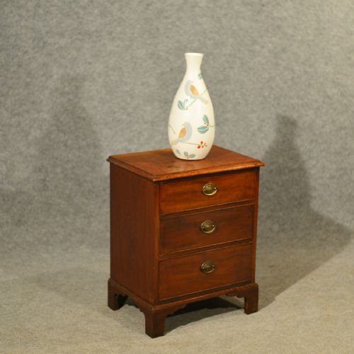 Antique Small Chest of Drawers Bedside Cabinet Mahogany English Georgian C1800