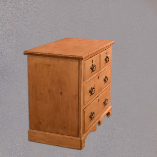 fig 2. Victorian Pine Chest of Drawers, c.1900