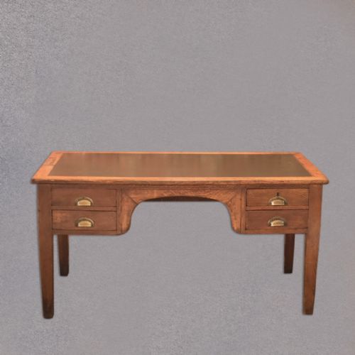 fig 1. George V Oak Government Desk, c.1930