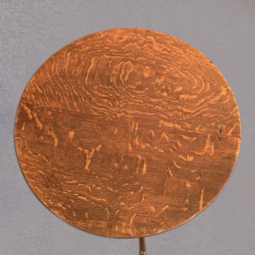 fig 2. Georgian Antique Wine Table in Oak, c1800