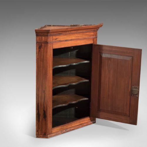 fig 2. 18th Century Mahogany Georgian Corner Cupboard, c.1800