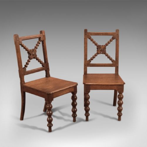 Late Victorian Pair of Oak Antique Hall Chairs