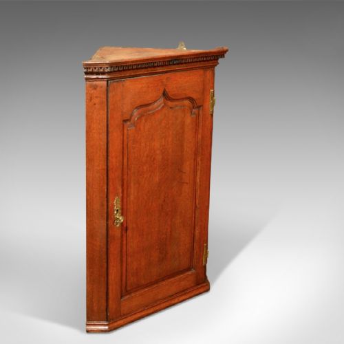Georgian Hanging Antique Corner Cabinet, C.1780
