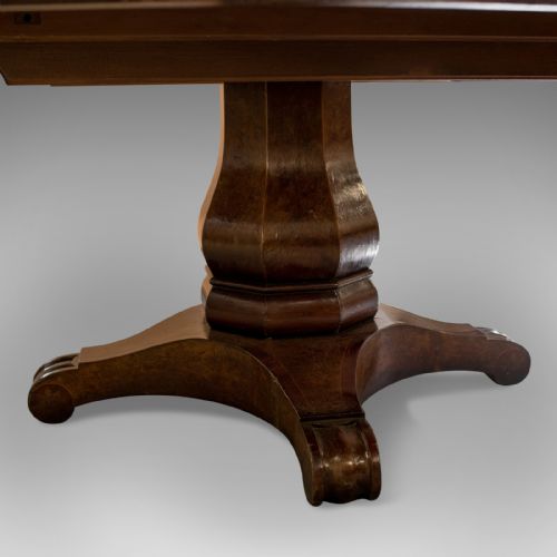 fig 1. Antique Large Oval 8 Seater Dining or Centre Table Walnut & Oak Victorian c1900