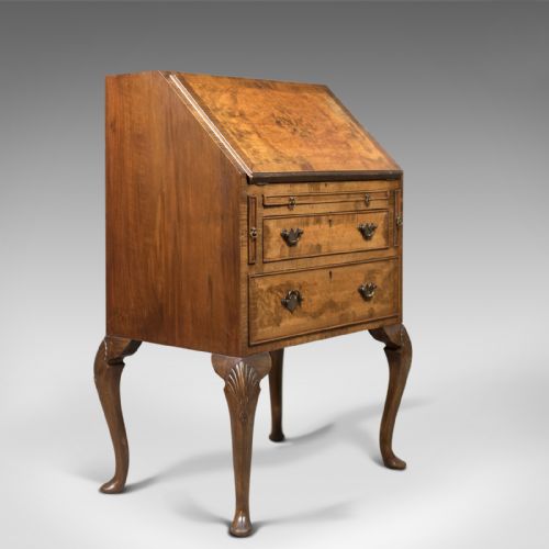 Edwardian Antique Bureau in English Queen Anne Revival Taste, Burr Walnut C.1910