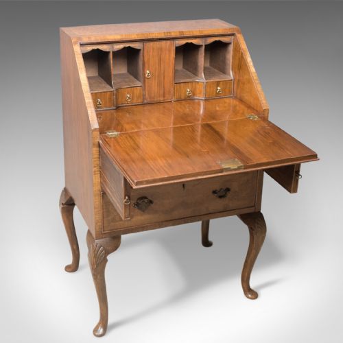 fig 3. Edwardian Antique Bureau in English Queen Anne Revival Taste, Burr Walnut c.1910