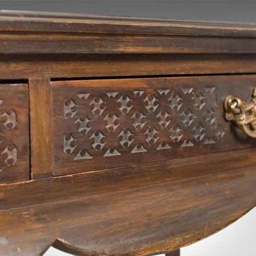 fig 3. Edwardian Antique Side Table, Mahogany, English c.1910