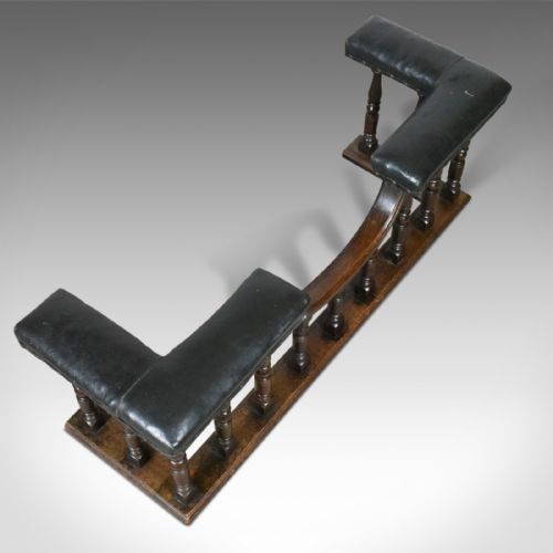 fig 3. Antique Club Fender, mid-Victorian Fireside Seat, Oak, Circa 1875