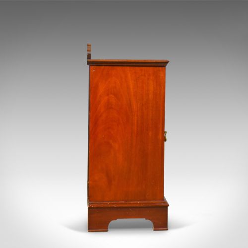 fig 2. Antique Pot Cupboard, English, Edwardian, Walnut, Bedside Cabinet, Circa 1910