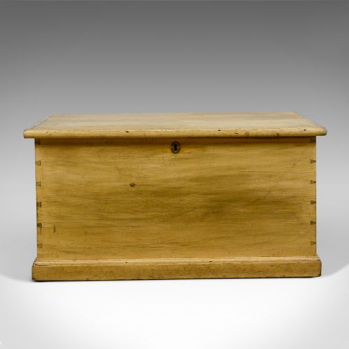 fig 1. Antique Pine Trunk, Victorian, Blanket Chest, Box Early 20th Century, Circa 1900