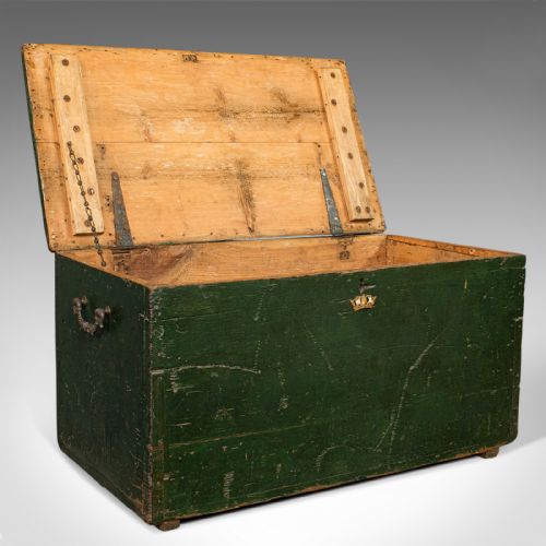 fig 1. Antique Mail Trunk, English, Pine, Steamer, Carriage Chest, Edwardian, C.1905