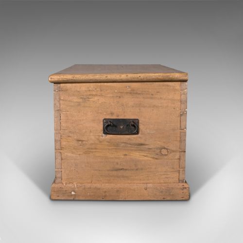 fig 3. Antique Blanket Box, English, Pine, Victorian, 1890