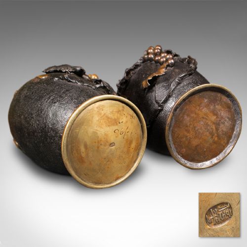 LARGE PAIR OF ANTIQUE DECORATIVE VASES JAPANESE BRONZE AMPHORA VICTORIAN - ADDITIONAL PHOTO 11