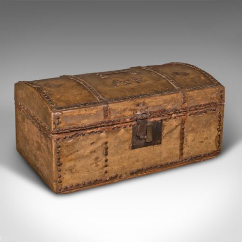 SMALL ANTIQUE DOME TOP CHEST SPANISH LEATHER DECORATIVE TRUNK GEORGIAN 1750 - ADDITIONAL PHOTO 5