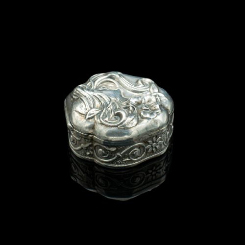 fig 2. Small Antique Art Nouveau Pill Box, Continental, Silver, Pocket Case, Victorian