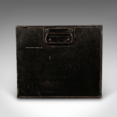 ANTIQUE FALL FRONT DEED BOX ENGLISH STEEL KEEPSAKE CASE STORAGE CIRCA 1920 - ADDITIONAL PHOTO 5