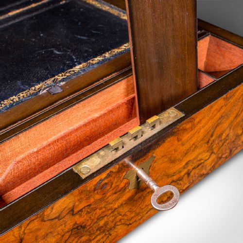ANTIQUE GENTLEMAN'S WRITING SLOPE ENGLISH WALNUT CORRESPONDENCE BOX VICTORIAN - ADDITIONAL PHOTO 10