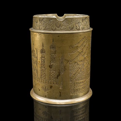 ANTIQUE HAND DECORATED CIGARETTE KEEPER INDIAN BRASS TOBACCO TIN VICTORIAN - ADDITIONAL PHOTO 4