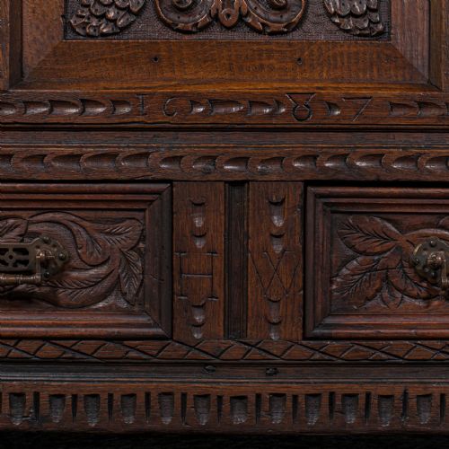 LARGE ANTIQUE MULE CHEST ENGLISH CARVED OAK COFFER WILLIAM III CIRCA 1700 - ADDITIONAL PHOTO 11